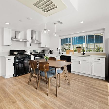 Spacious 1-Bd Hideaway Close To Usc Room With Share Livingroom Los Ángeles Exterior foto