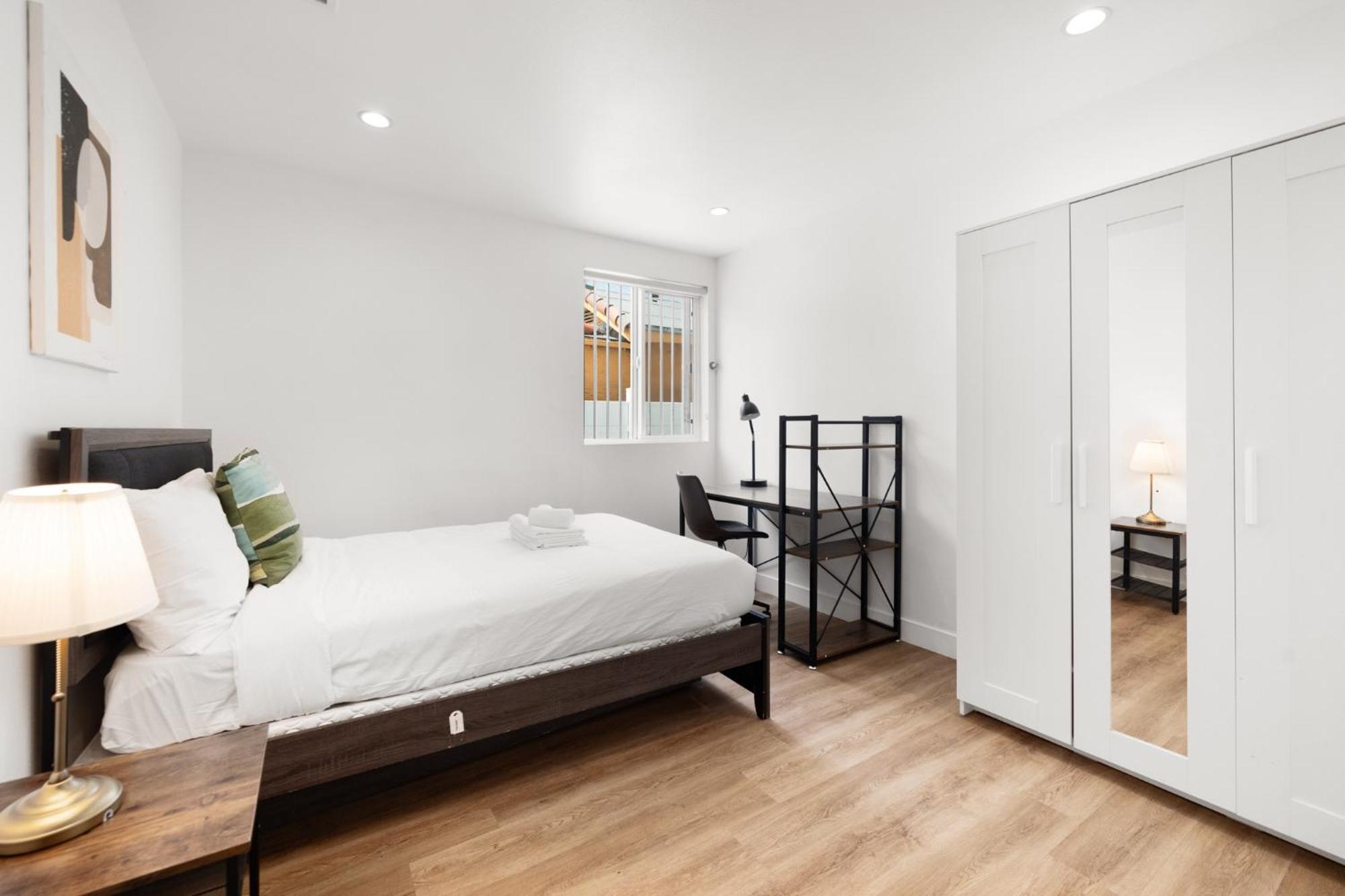 Spacious 1-Bd Hideaway Close To Usc Room With Share Livingroom Los Ángeles Exterior foto