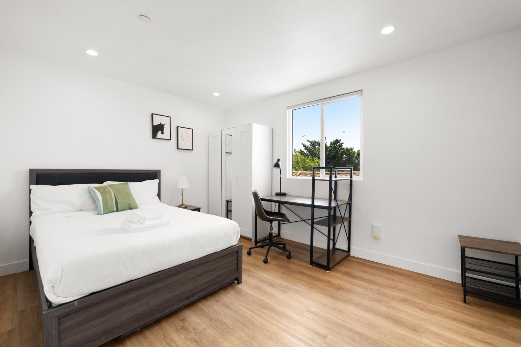 Spacious 1-Bd Hideaway Close To Usc Room With Share Livingroom Los Ángeles Exterior foto