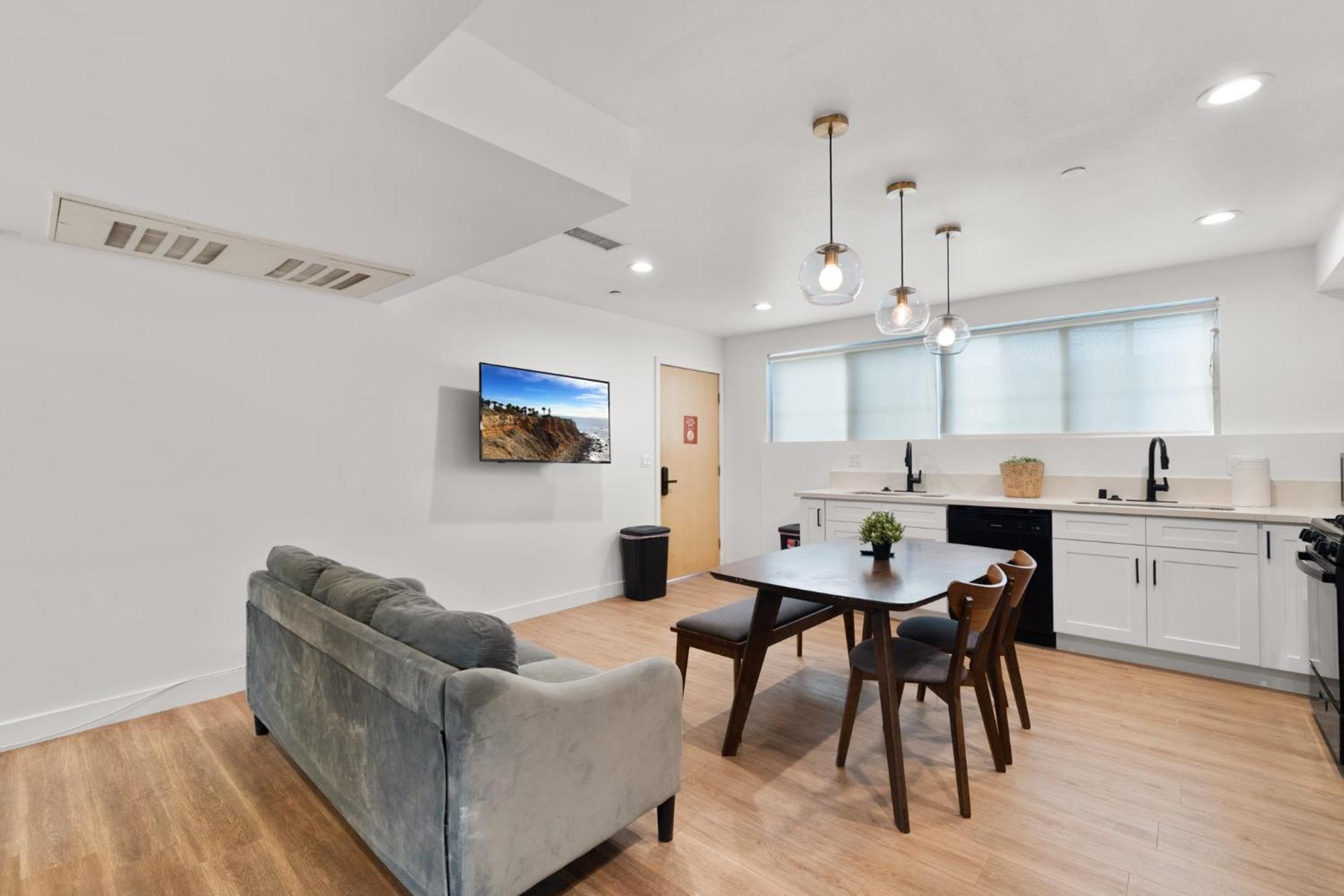 Spacious 1-Bd Hideaway Close To Usc Room With Share Livingroom Los Ángeles Exterior foto